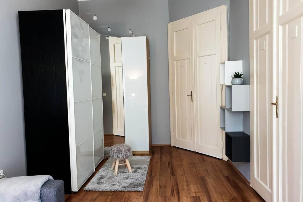 Corvin City Center Kisfaludy Apartman Lägenhet Budapest Exteriör bild